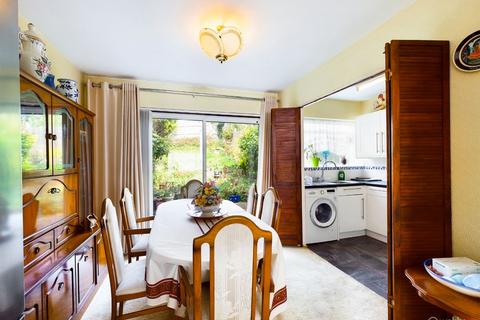 140 Markfield, Croydon, CR0 9HQ
