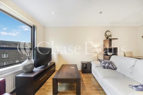27 Horseshoe Close, London, E14 3EP