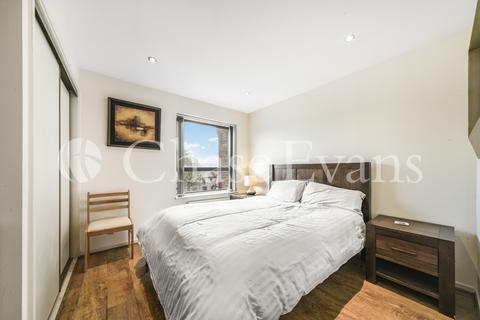 27 Horseshoe Close, London, E14 3EP