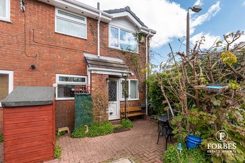 12 Black Croft, Clayton Le Woods, Chorley, PR6 7US