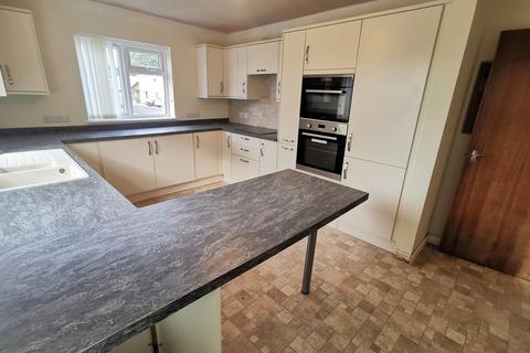 13 Farm Close, Bungay, NR35 1JG