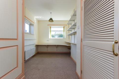 27 Glovers Field, Shipham, Winscombe, BS25 1ST