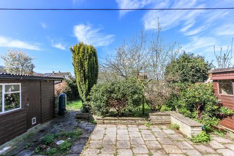 27 Glovers Field, Shipham, Winscombe, BS25 1ST