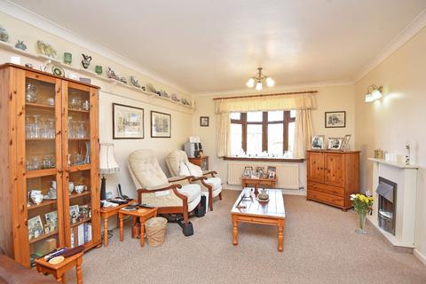 4 bedroom detached bungalow for sale, Yarrow Drive, Harrogate