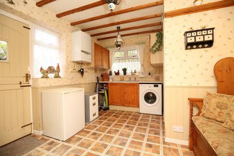 17 Croft Road, Atherstone, CV9 1HQ