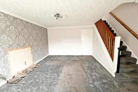 3 bedroom semi-detached house for sale, Livingstone Close, Old Hall, Warrington