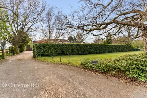 5 bedroom detached house for sale, Layer Road, Kingsford