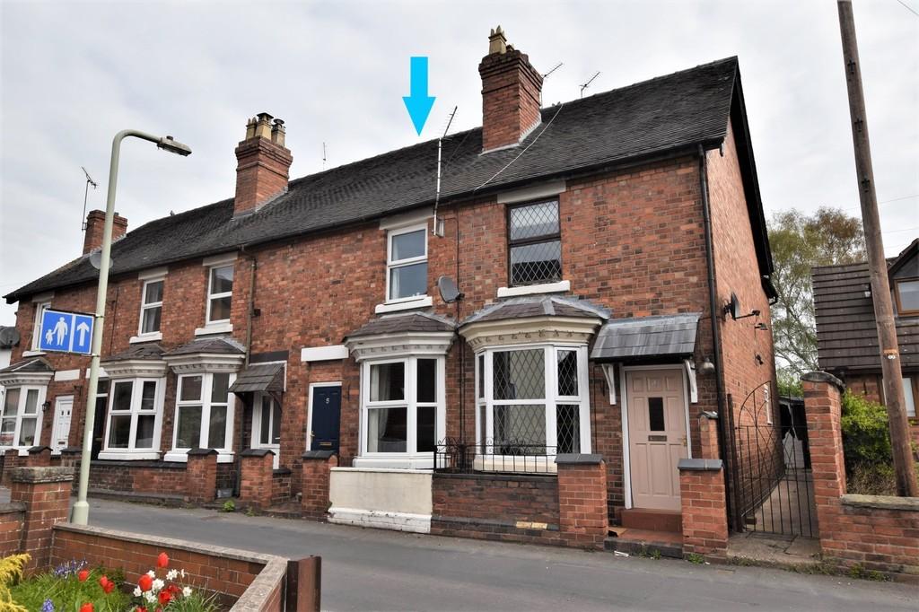Clive Road, Market Drayton 2 bed terraced house for sale £150,000