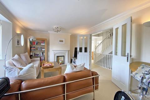 4 Belvedere, Truro, TR1 1UU