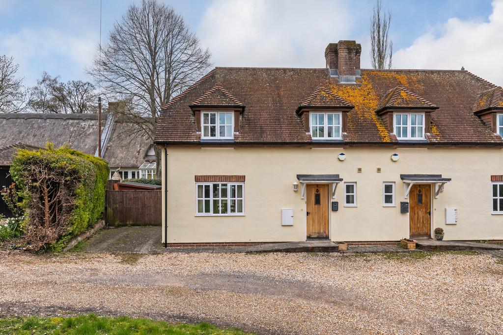 Winchester Hill, Sutton Scotney, SO21 2 bed cottage for sale £350,000