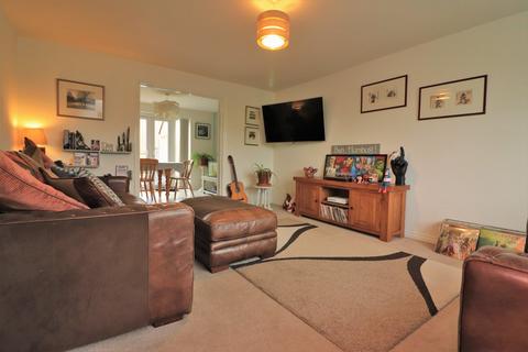 14 Knight Close, Polesworth, Tamworth, B78 1LQ