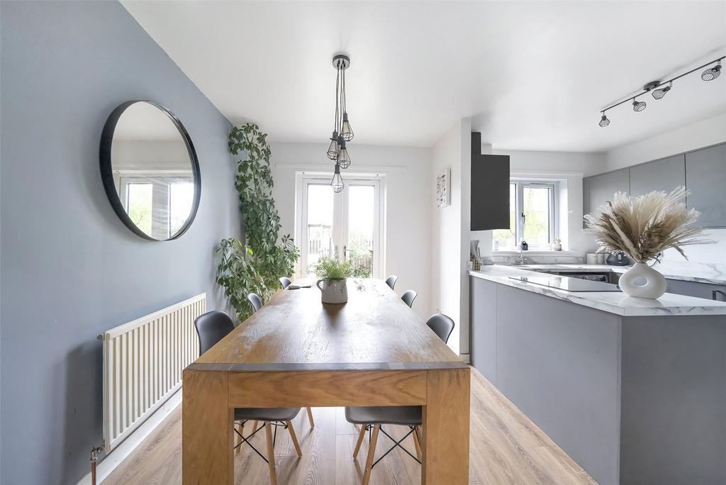 Dining Kitchen