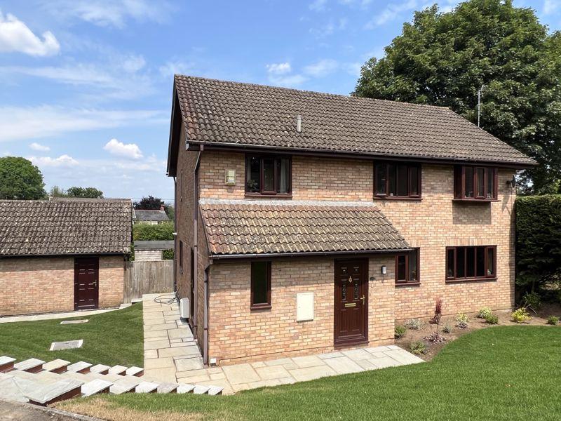 15 Nantlais, Corntown, The Vale of... 4 bed detached house £625,000