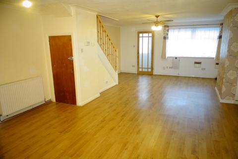 6 Mountsfield Close, Staines, TW19 6AP