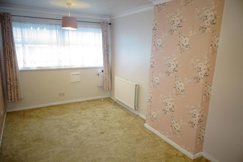 6 Mountsfield Close, Staines, TW19 6AP