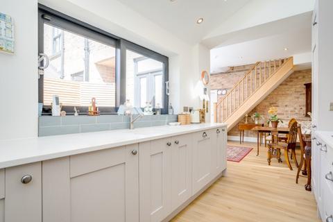4 Bowling Green Yard, Knaresborough, HG5 8AF