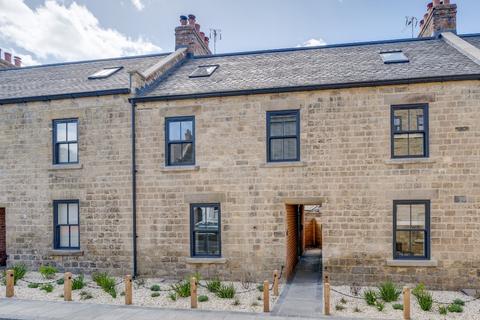 4 Bowling Green Yard, Knaresborough, HG5 8AF