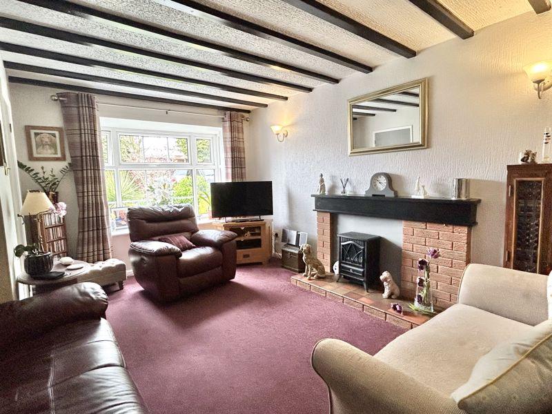 St. Simons Close, Sutton Coldfield... 3 bed semidetached house £325,000