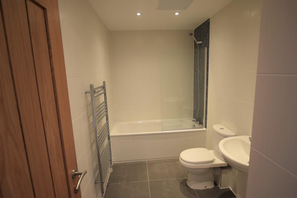 Bathroom (1)