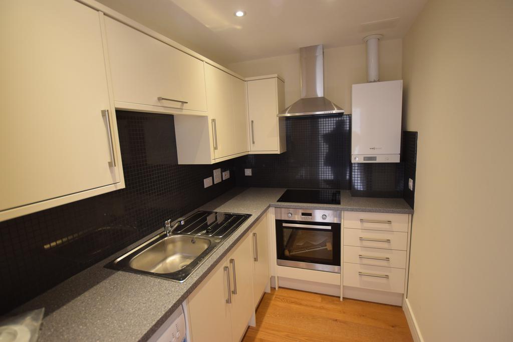 Kitchen (1)