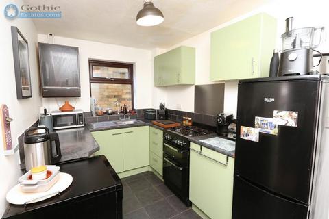 2 bedroom end of terrace house for sale, Station Road, Arlesey, SG15 6RG