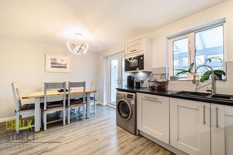 13 Rutley Close, Harold Wood, Romford, RM3 0ZE
