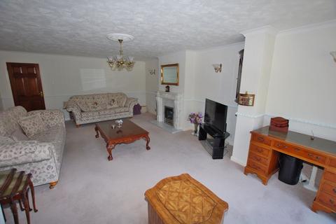 3 bedroom semi-detached house for sale - Orsett Village
