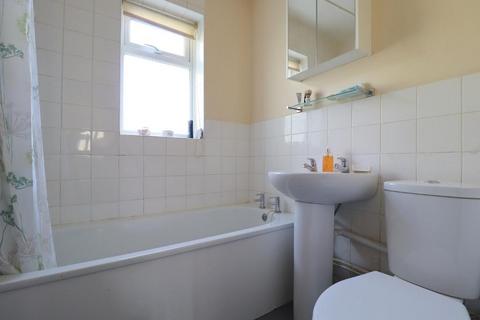 Flat 7, 105 Ashcroft Road, Luton, LU2 9AX