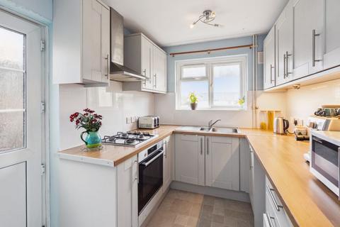11 Edinburgh Drive, Didcot, OX11 7HS