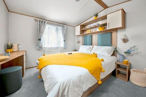 2 bedroom static caravan for sale, Castle Howard Lakeside Holiday Park, , Coneysthorpe YO60