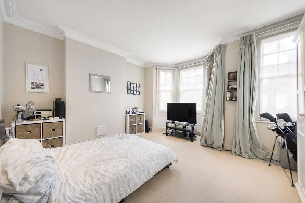 Ruvigny Gardens, West Putney, London, SW15 4 bed terraced house to rent