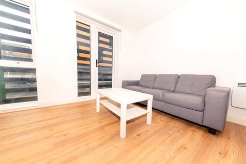 2 bedroom flat to rent, Eastbank Tower, 277 Great Ancoats Street, M4