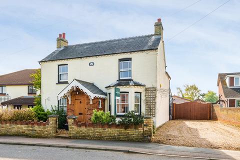 4 bedroom detached house for sale, High Street, Meppershall, SG17