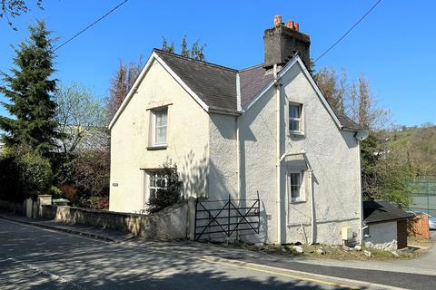Bodwyn Arran Road, Dolgellau, LL40 1LA