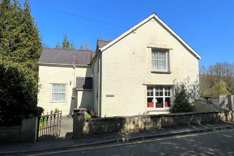 Bodwyn Arran Road, Dolgellau, LL40 1LA
