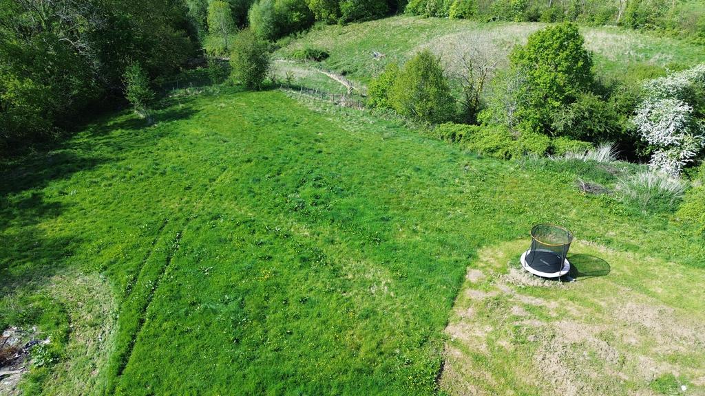 Land (fifth image)