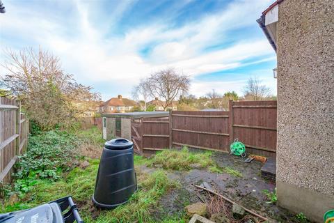 43 Winkworth Road, Banstead, SM7 2QJ