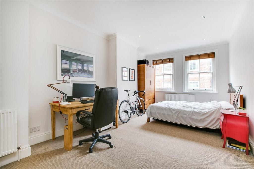 Weymouth Mews, Marylebone 1 bed mews £2,903 pcm (£670 pw)