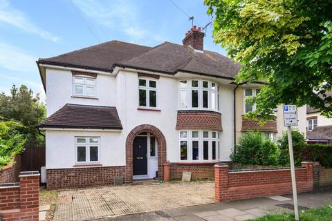 13 Byron Crescent, Bedford, MK40 2BD