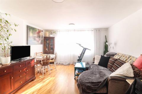 88 Fold Croft, Harlow, CM20 1SQ