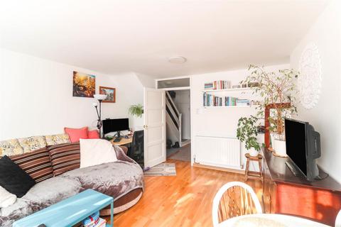 88 Fold Croft, Harlow, CM20 1SQ