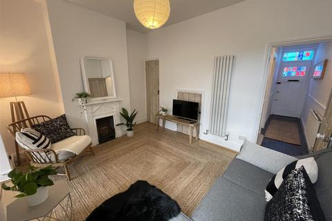 5 Orchard Place, Cardiff, CF11 9DY