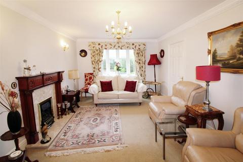 4 bedroom house for sale - Alansway Gardens, South Shields