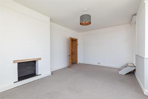 2 bedroom flat to rent, Ditchling Road, Brighton BN1