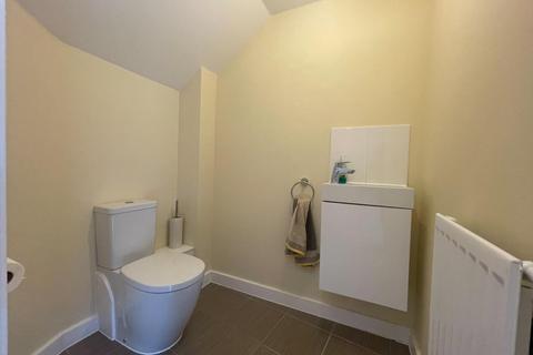 5 Atherfield Drive, Ashford, TN23 1DR
