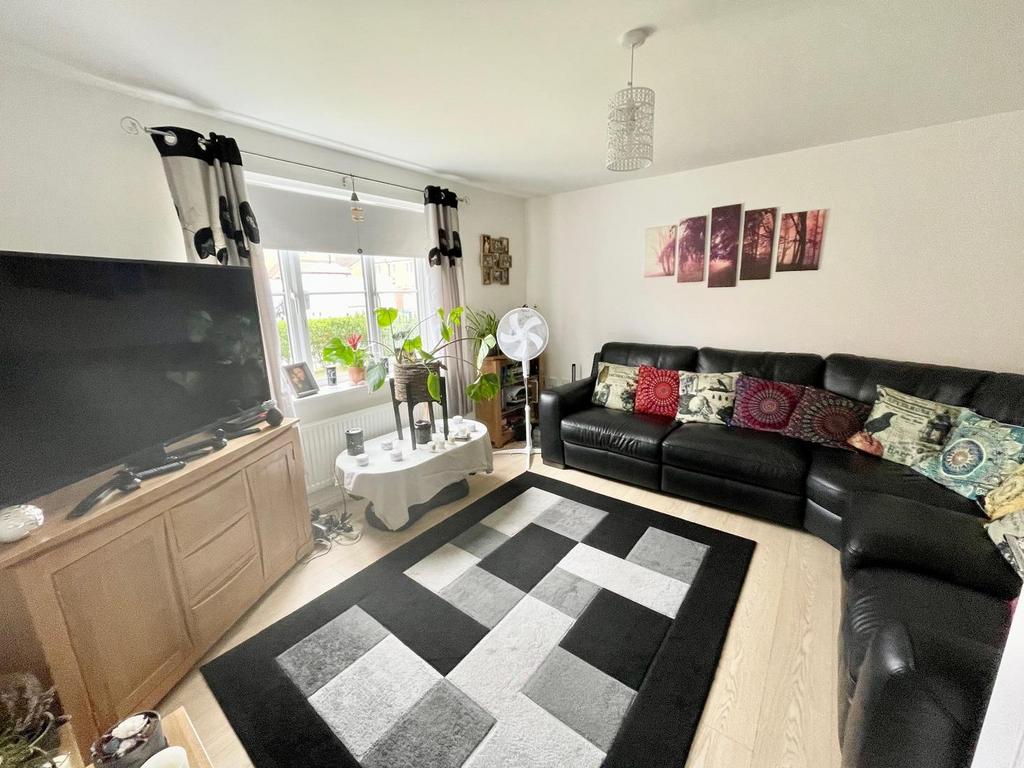 Vickers Lane, Seaton Carew, Hartlepool 3 bed detached house for sale £197,500