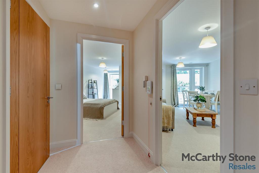 8662396-interior02-800.jpg