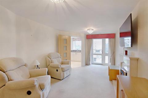 1 bedroom apartment for sale - George House, Primett Road, Stevenage, Hertfordshire, SG1 3EE