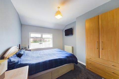 33 Queensgate, Bridlington, YO16 7LT