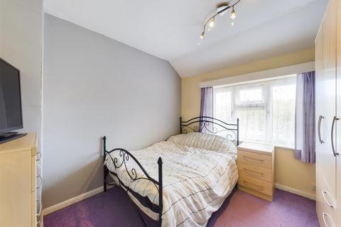 33 Queensgate, Bridlington, YO16 7LT